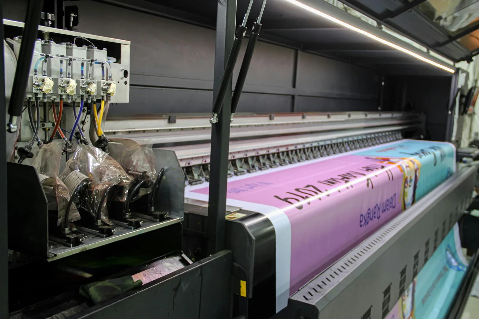 Choose your print in our large format printing workflow